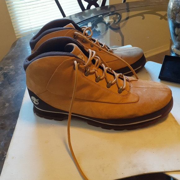 Timberland - Picture 7 of 10